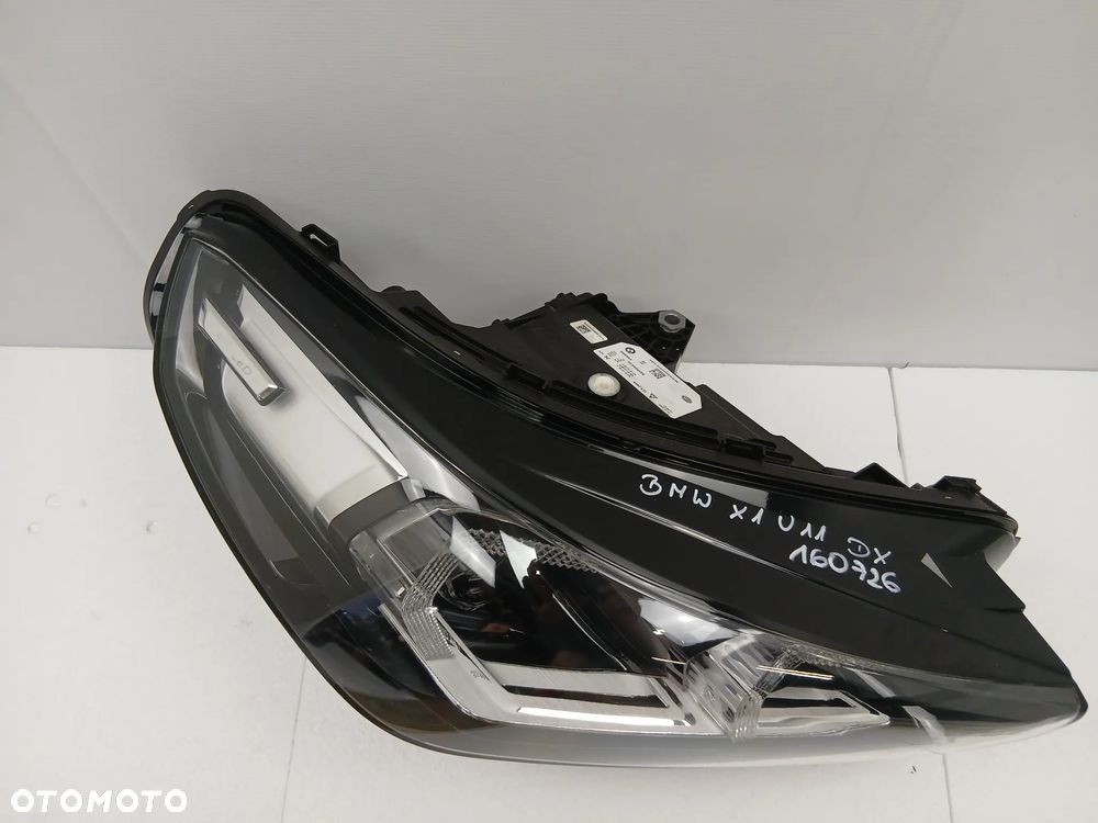 Reflektor przód przedni prawy LED lampa BMW X1 U11 - 2