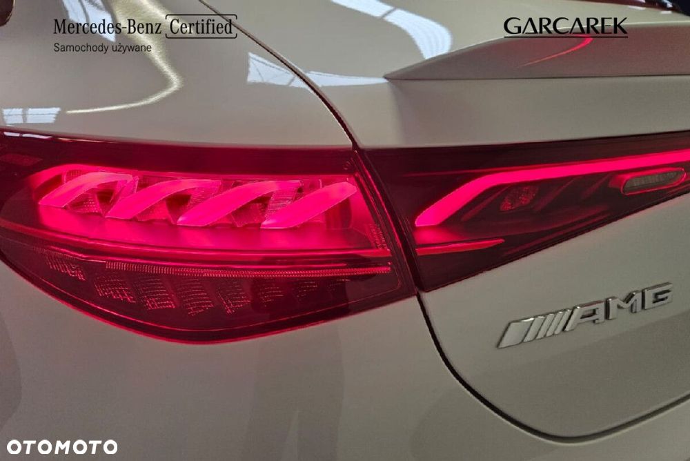 Mercedes-Benz EQE - 11