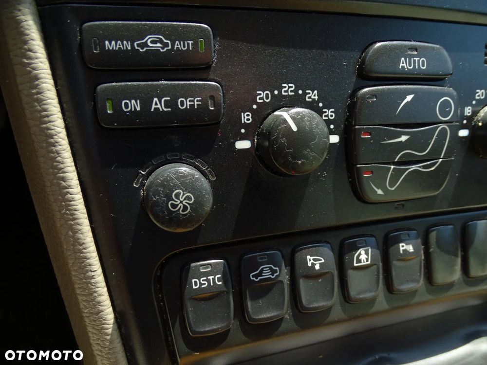 Volvo XC 90 2.4 D5 Kinetic - 9