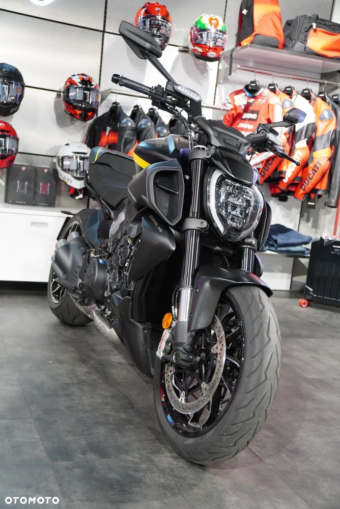 Ducati Diavel - 4