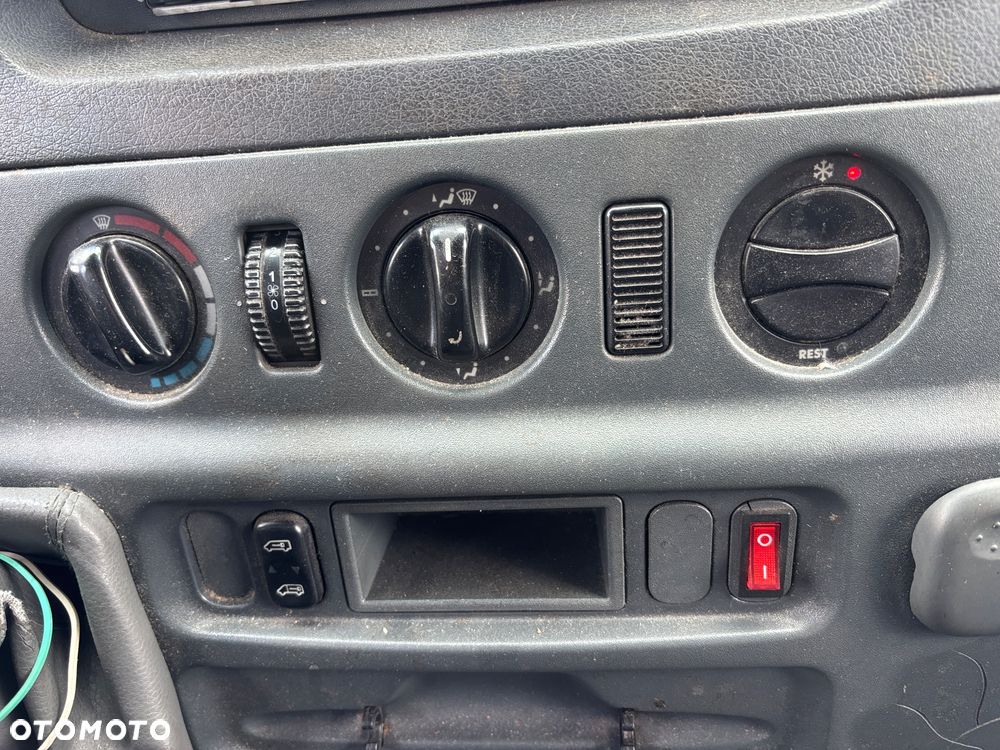 Mercedes-Benz sprinter - 33