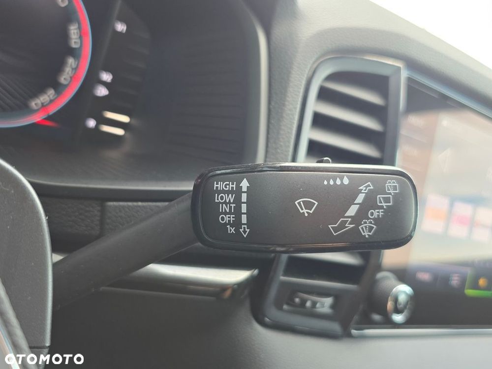 Skoda Karoq 1.5 TSI ACT Sportline DSG - 29