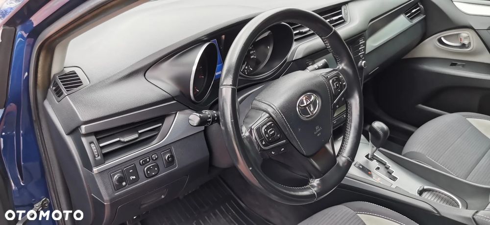 Toyota Avensis 2.0 Prestige MS - 17