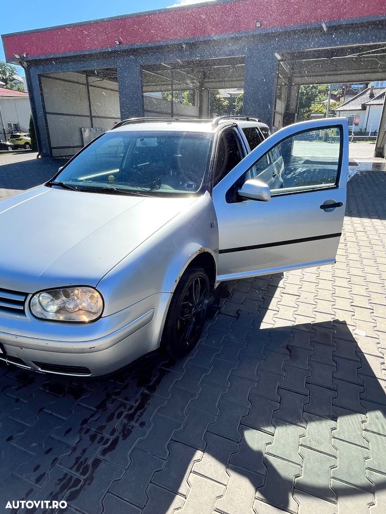 Volkswagen Golf 1.9TDI Highline - 2