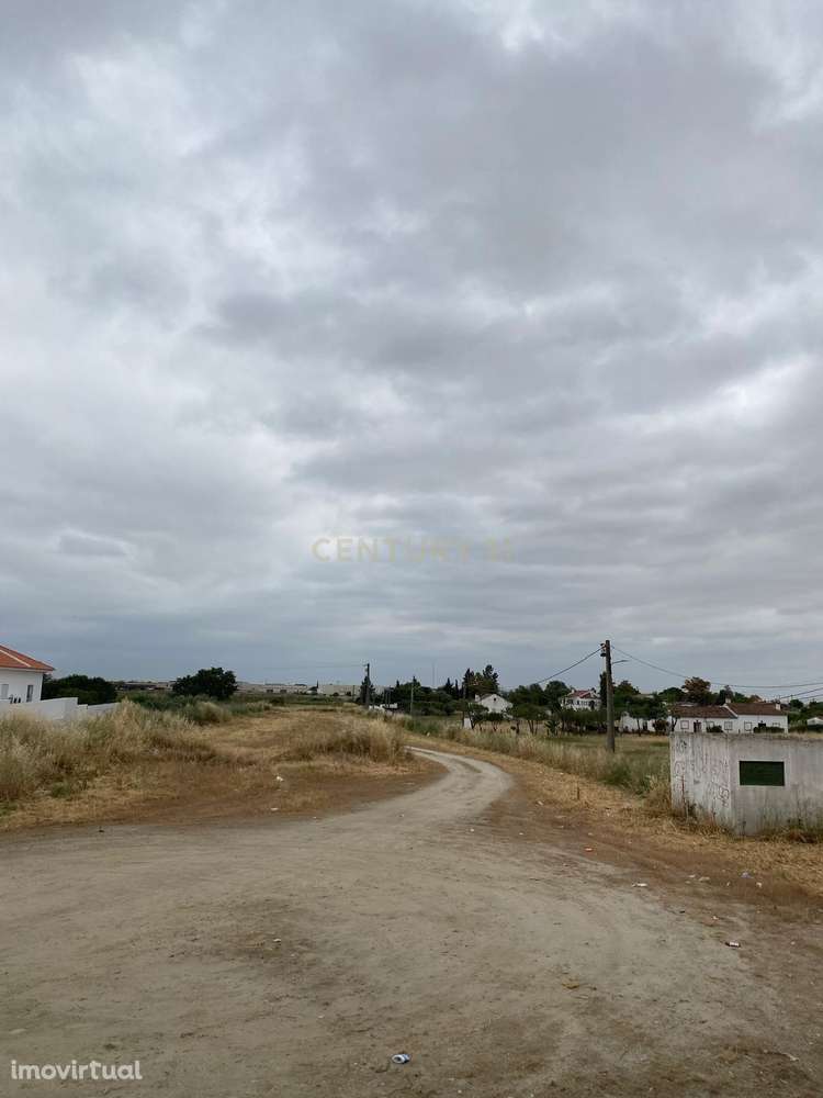 TERRENO COM PROJECTO APROVADO 18 LOTES PARA CONSTRUÇÃO DE MORADIAS EM  - Grande imagem: 2/28