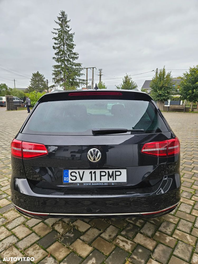 Volkswagen Passat Variant 2.0 TDI Highline - 13