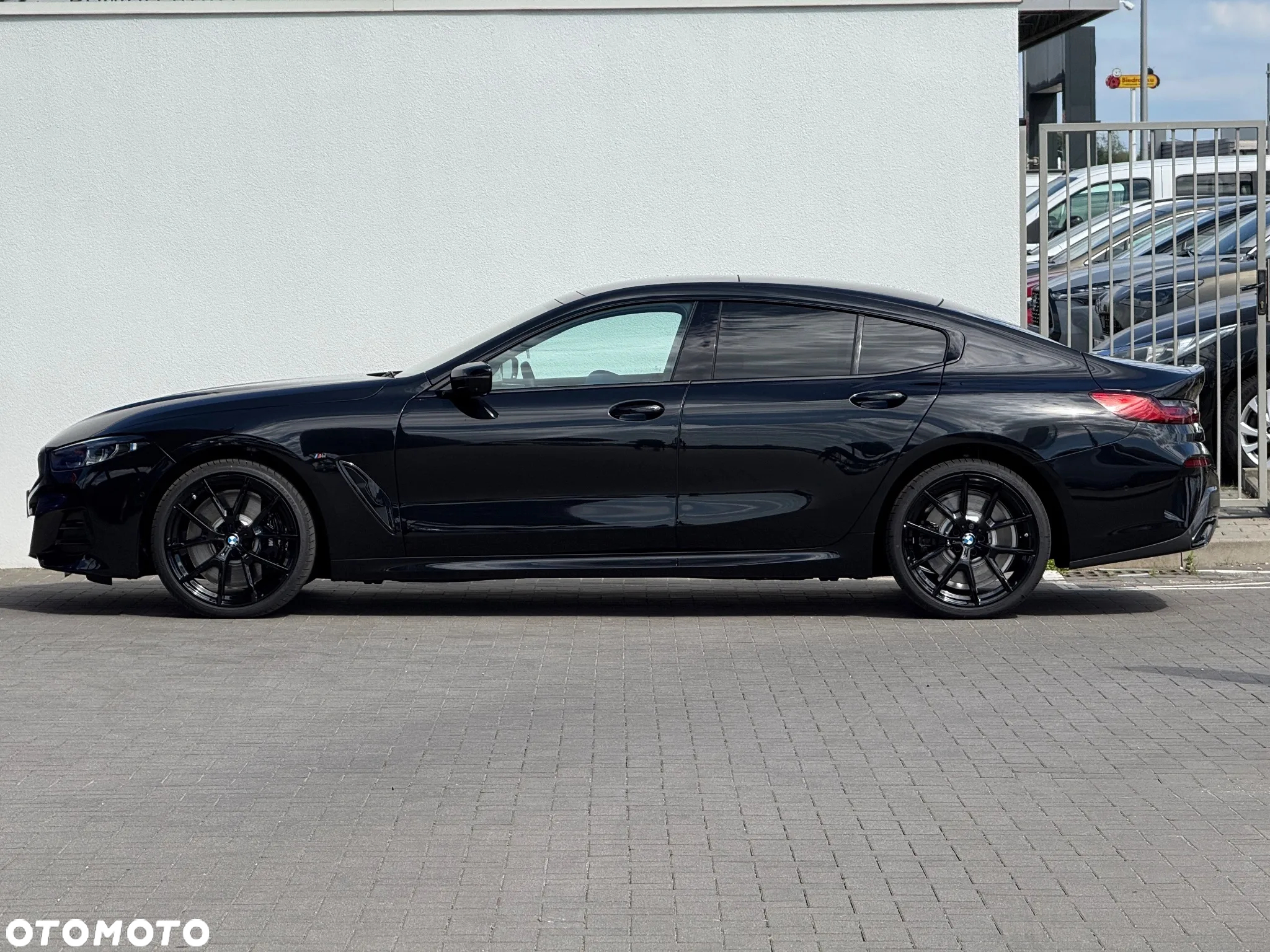 BMW Seria 8 - 3