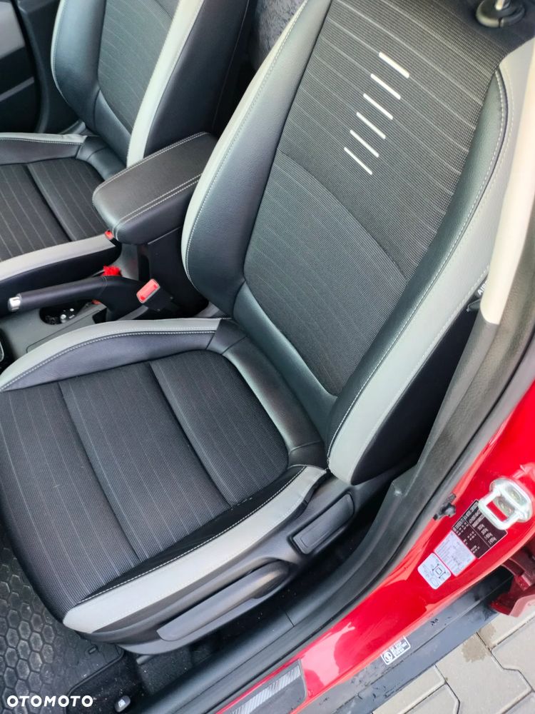 Kia Stonic 1.4 L - 19