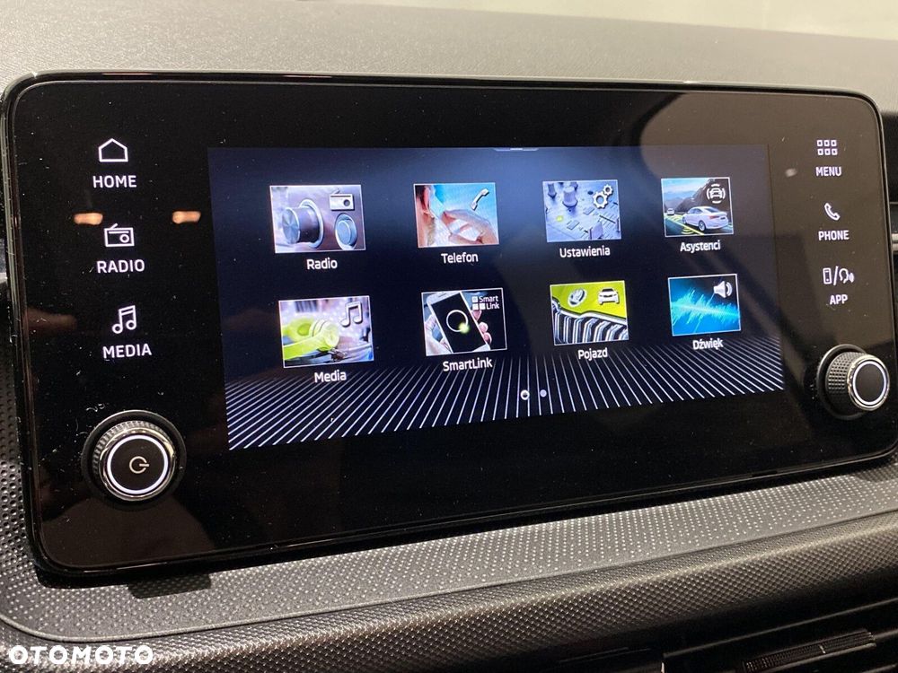 Skoda Fabia 1.0 Essence - 28