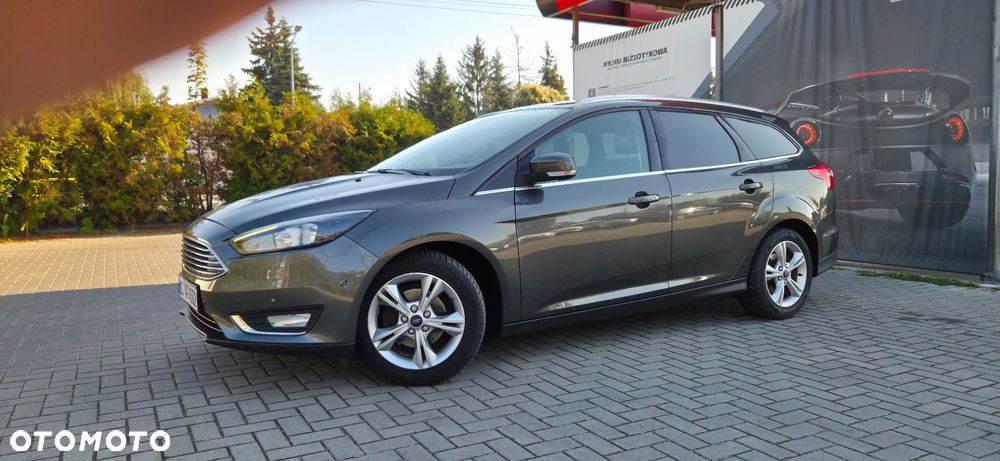 Ford Focus Turnier 1.0 EcoBoost Start-Stopp-System TITANIUM X - 5