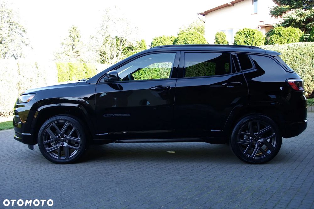 Jeep Compass - 4