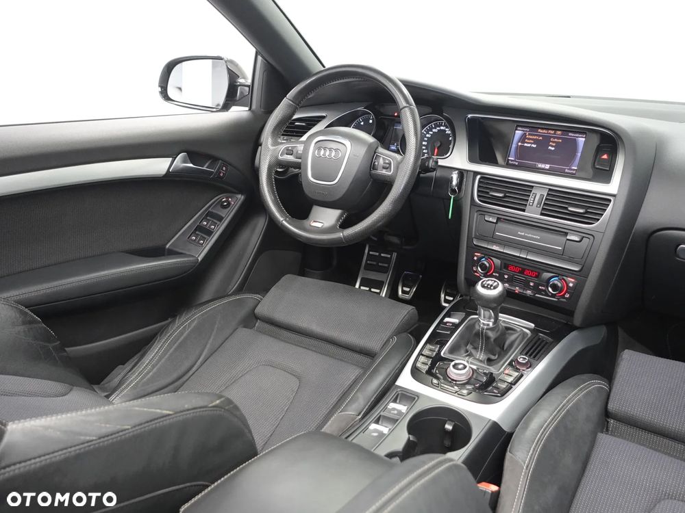 Audi A5 Cabrio - 31