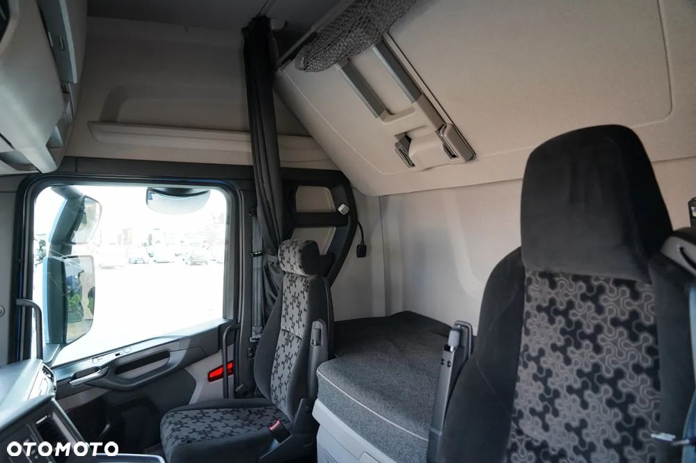 Scania S 460 / RETARDER / KLIMA POSTOJOWA / OPONY 100% - 26