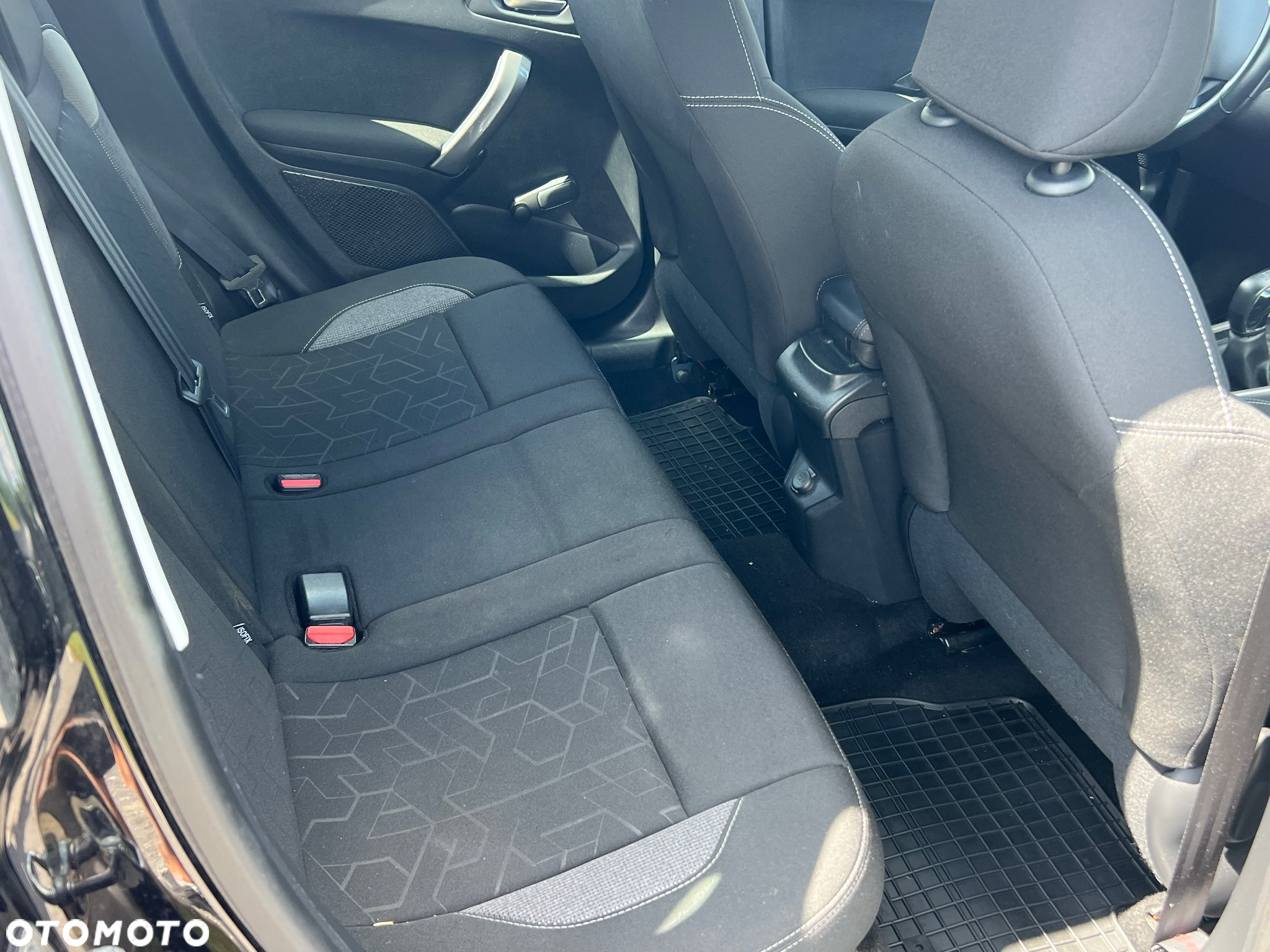 Peugeot 2008 PureTech 110 Stop&Start Business-Line - 5