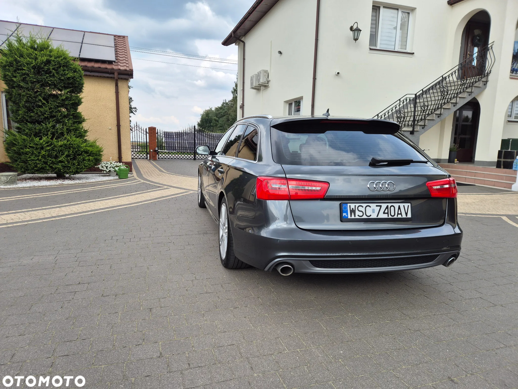 Audi A6 - 4