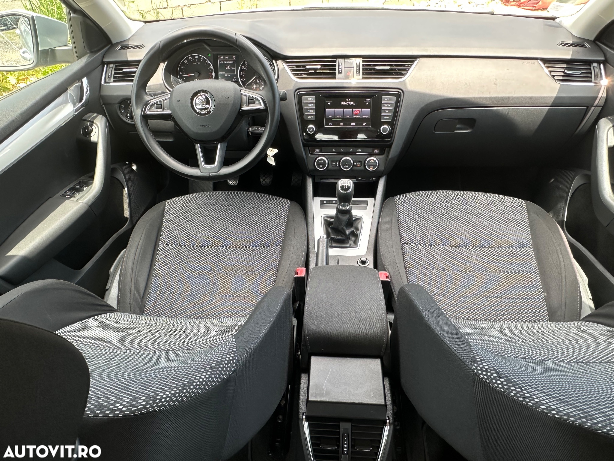 Skoda Octavia 1.6 TDI Business - 7