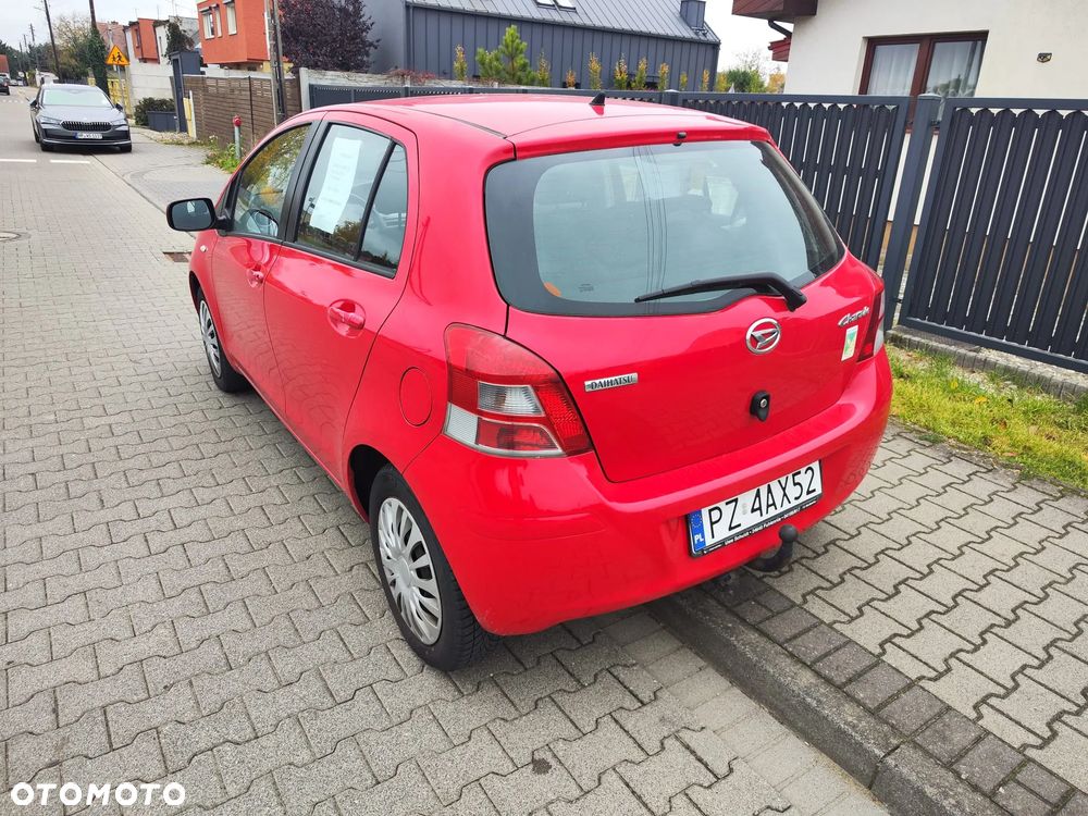 Toyota Yaris - 4