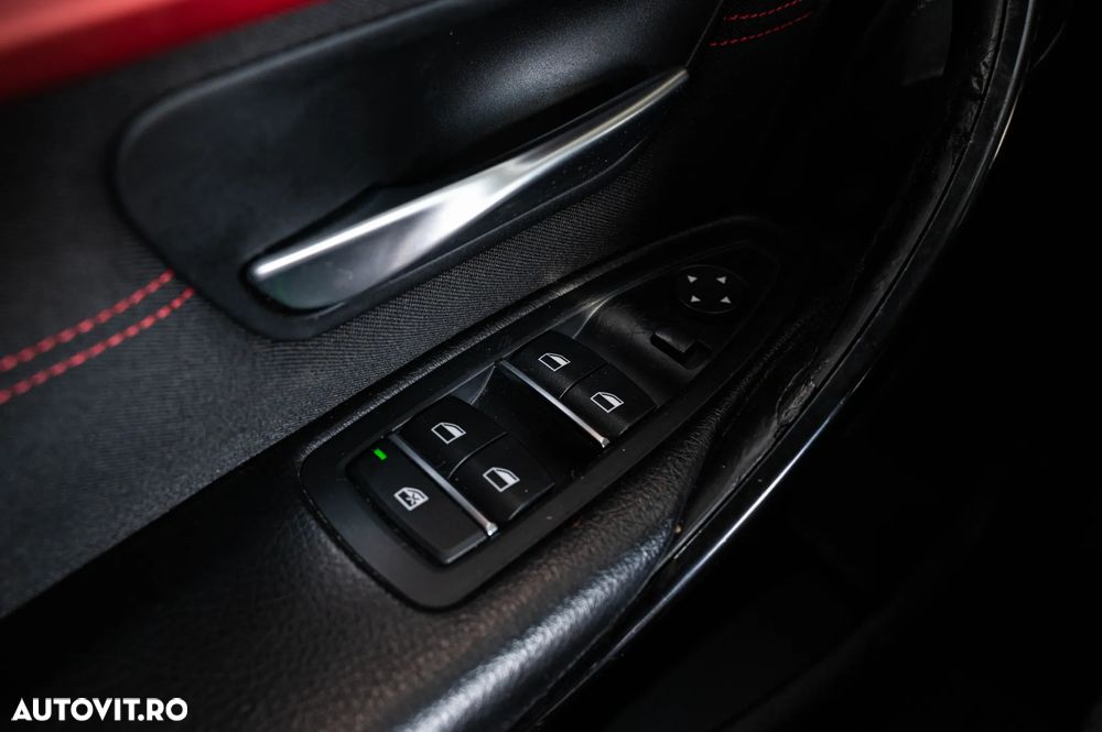 BMW Seria 3 318d Aut. - 23