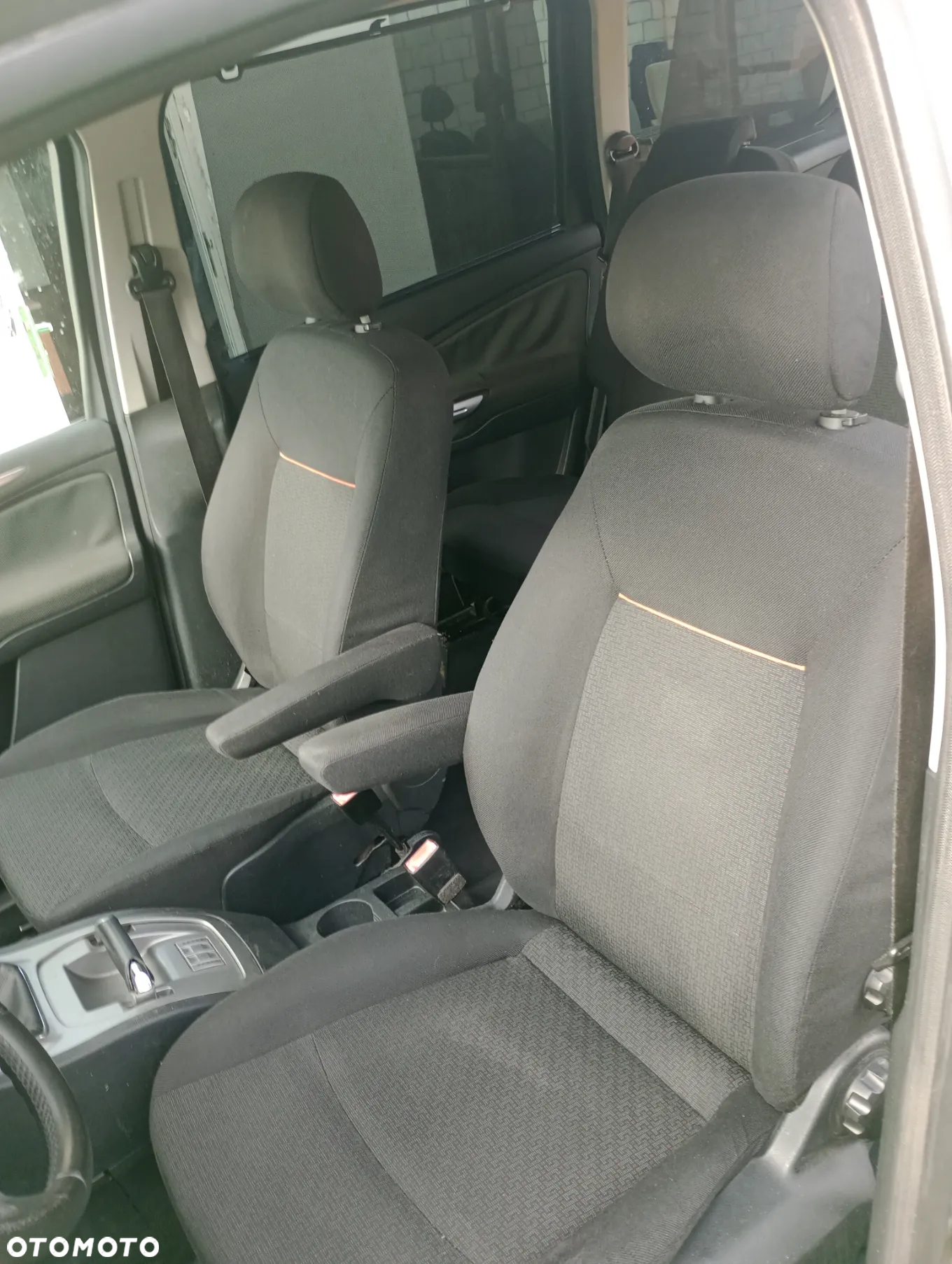 Ford Galaxy - 9