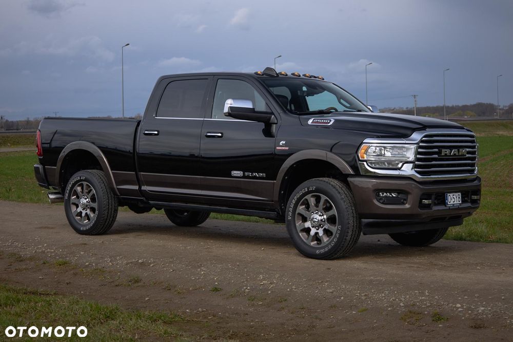 RAM 2500 - 18