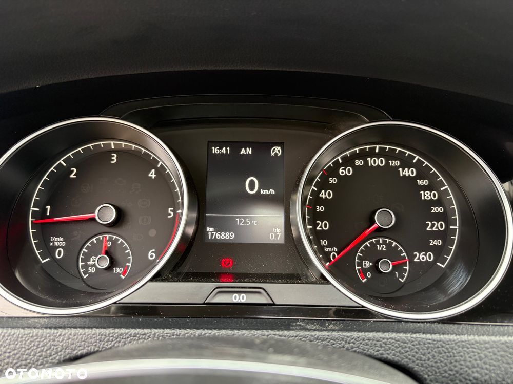 Volkswagen Golf 2.0 TDI (BlueMotion Technology) Highline - 12