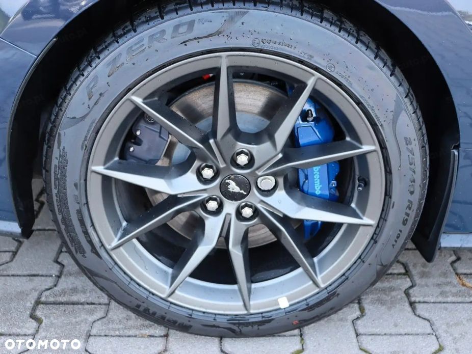 Ford Mustang - 5