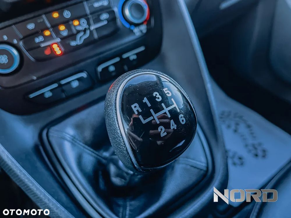 Ford FT Connect - 27