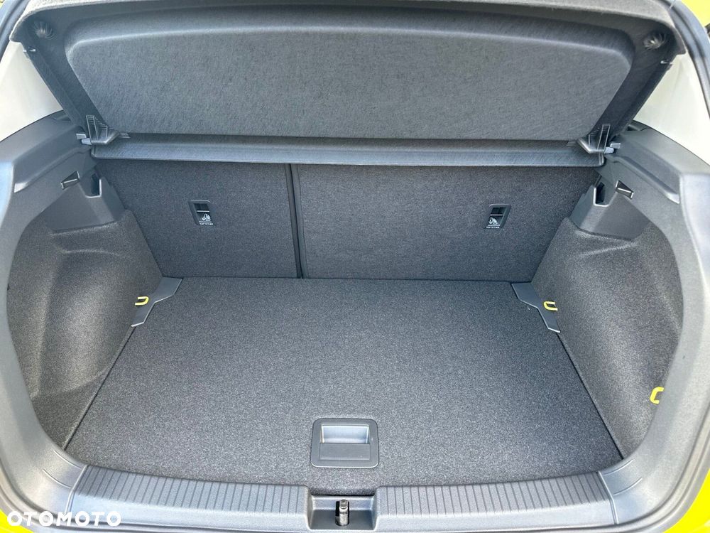 Volkswagen T-Cross - 29