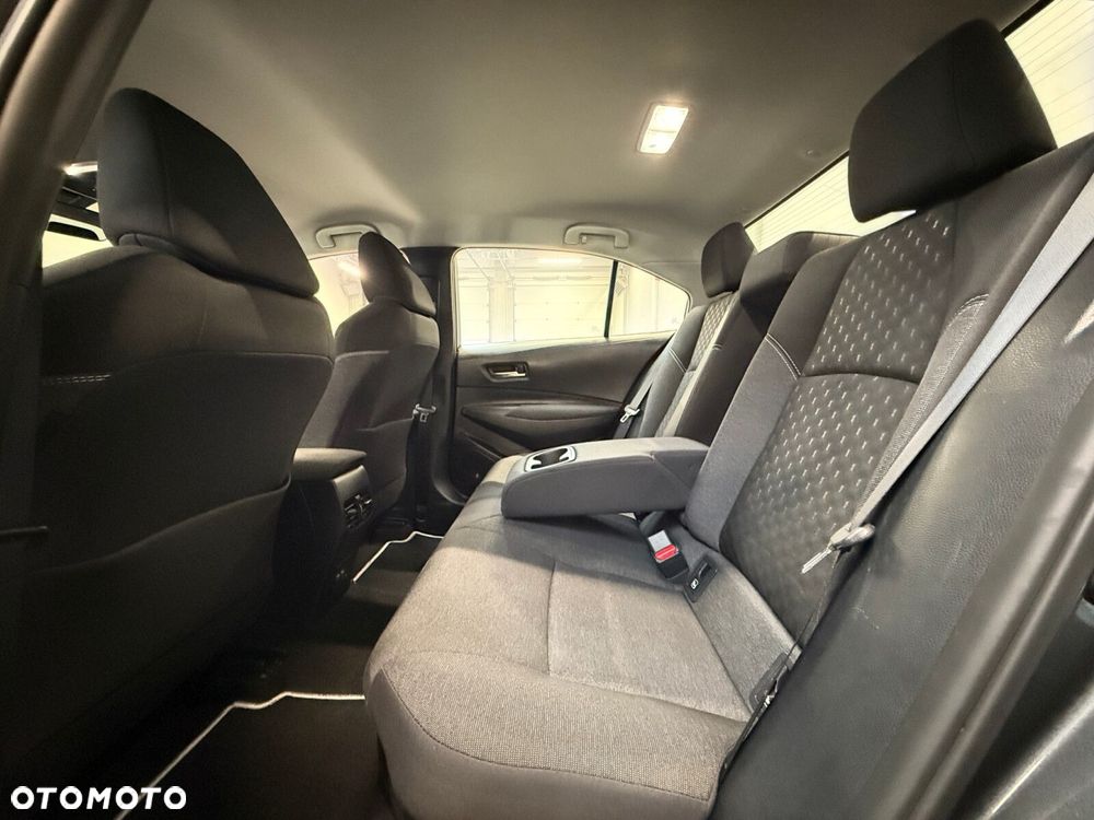 Toyota Corolla 1.8 Hybrid Comfort - 25