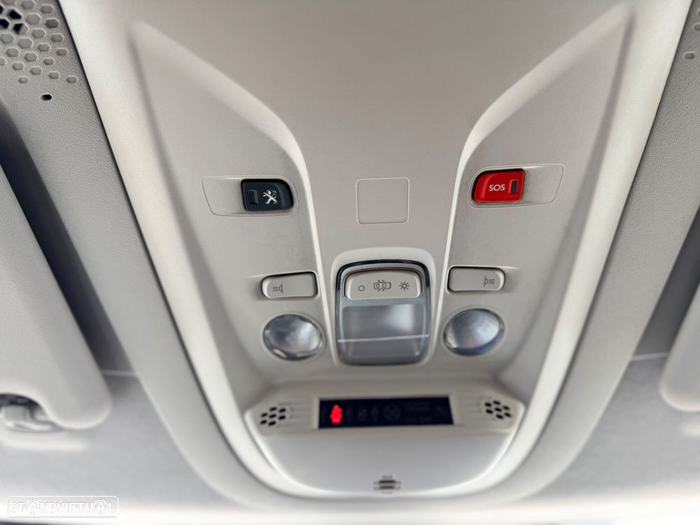 Peugeot e-Rifter 50 kWh Long Allure Pack - 20