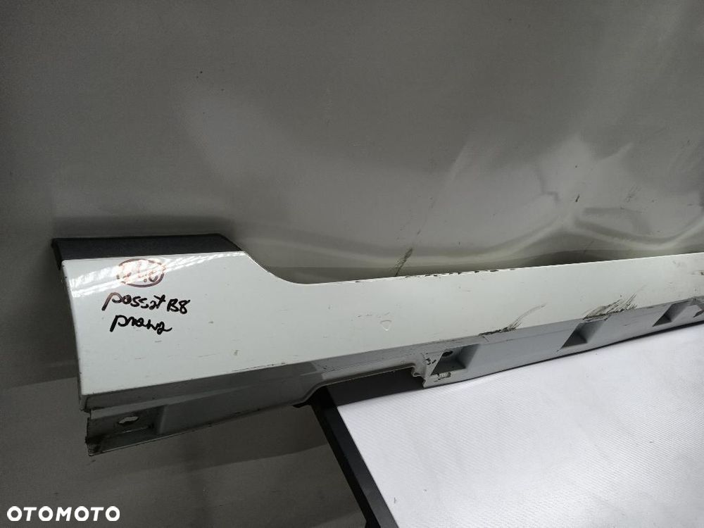 LISTWA PROGOWA PRAWA VW PASSAT B8 3G0853858 - 2