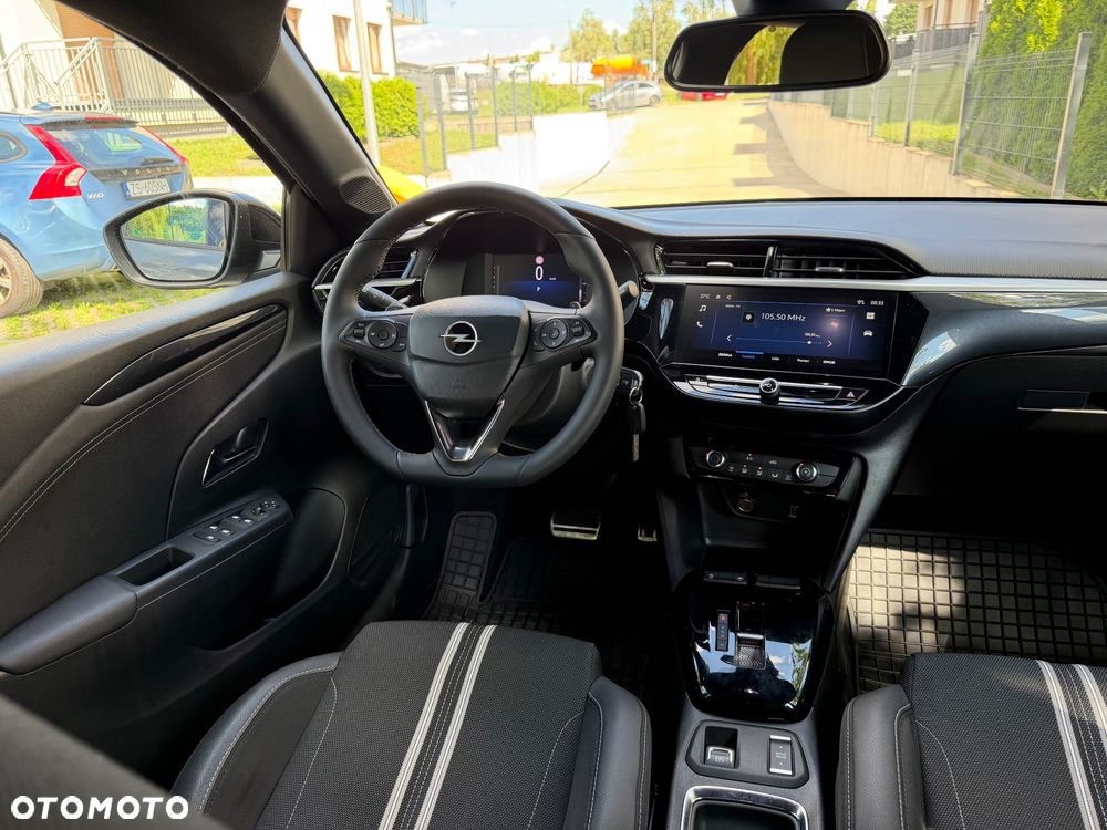 Opel Corsa 1.2 GS Line S&S - 20