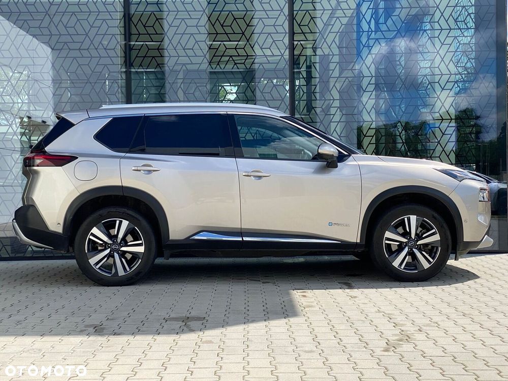 Nissan X-Trail - 4