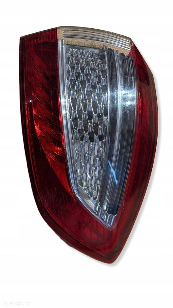 prawa tylna lampa w błotnik ford mondeo mk4 lift kombi - 1