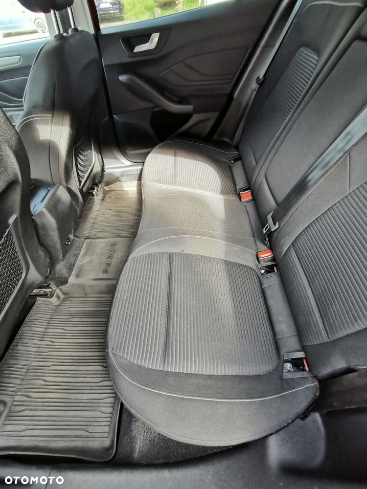 Ford Focus 1.0 EcoBoost Titanium Style - 4