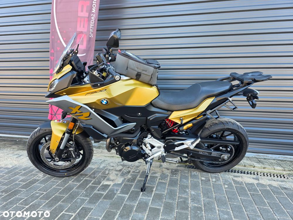BMW F - 2