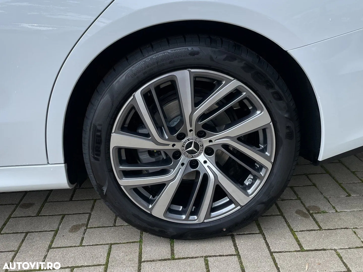 Mercedes-Benz E 200 9G-TRONIC Edition AVANTGARDE - 7