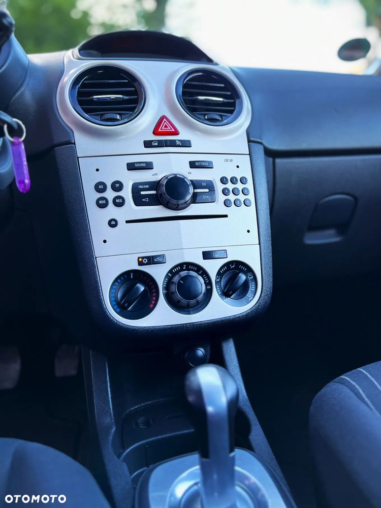 Opel Corsa - 28