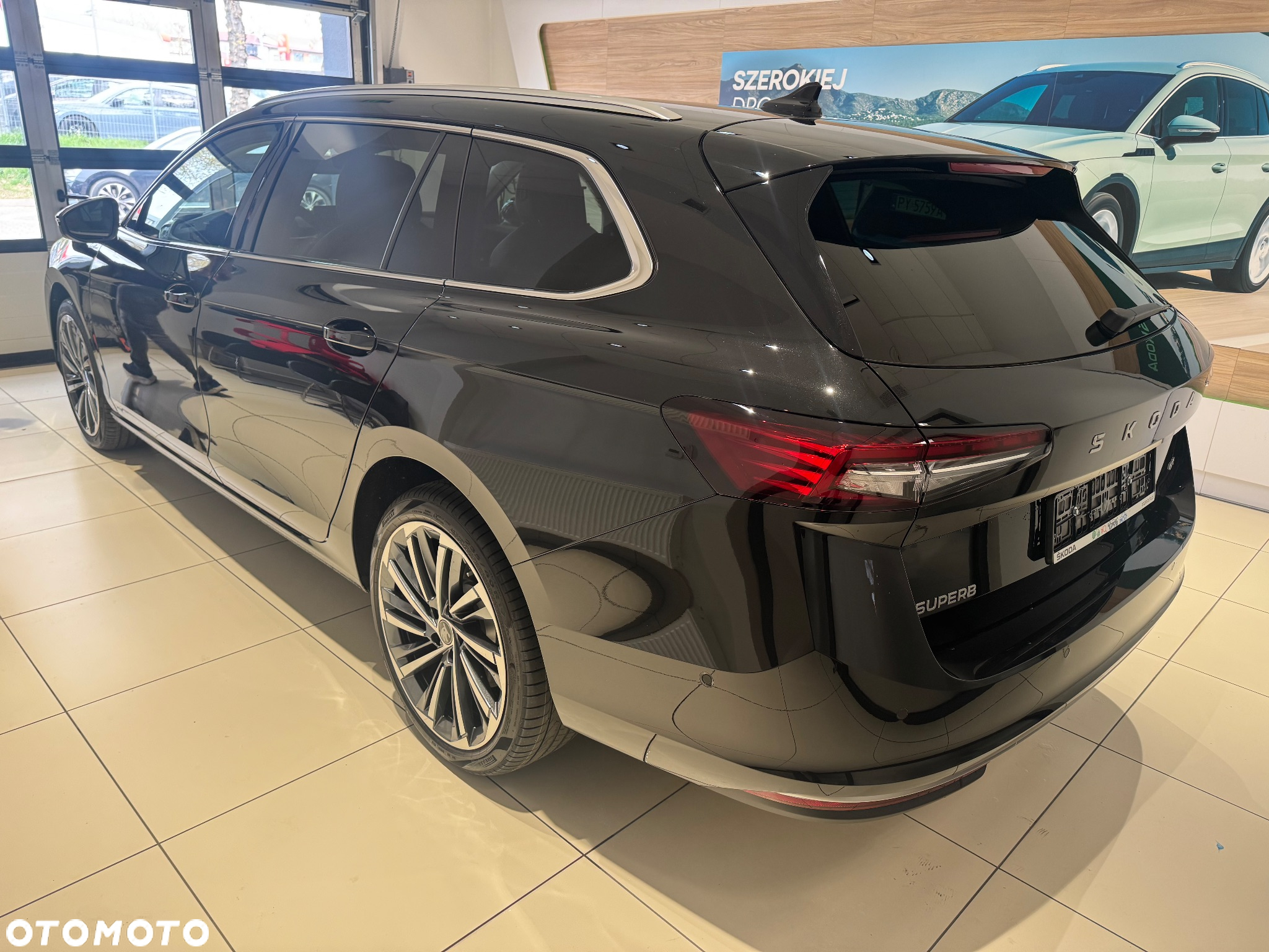 Skoda Superb 2.0 TDI SCR 4x4 L&K DSG - 4