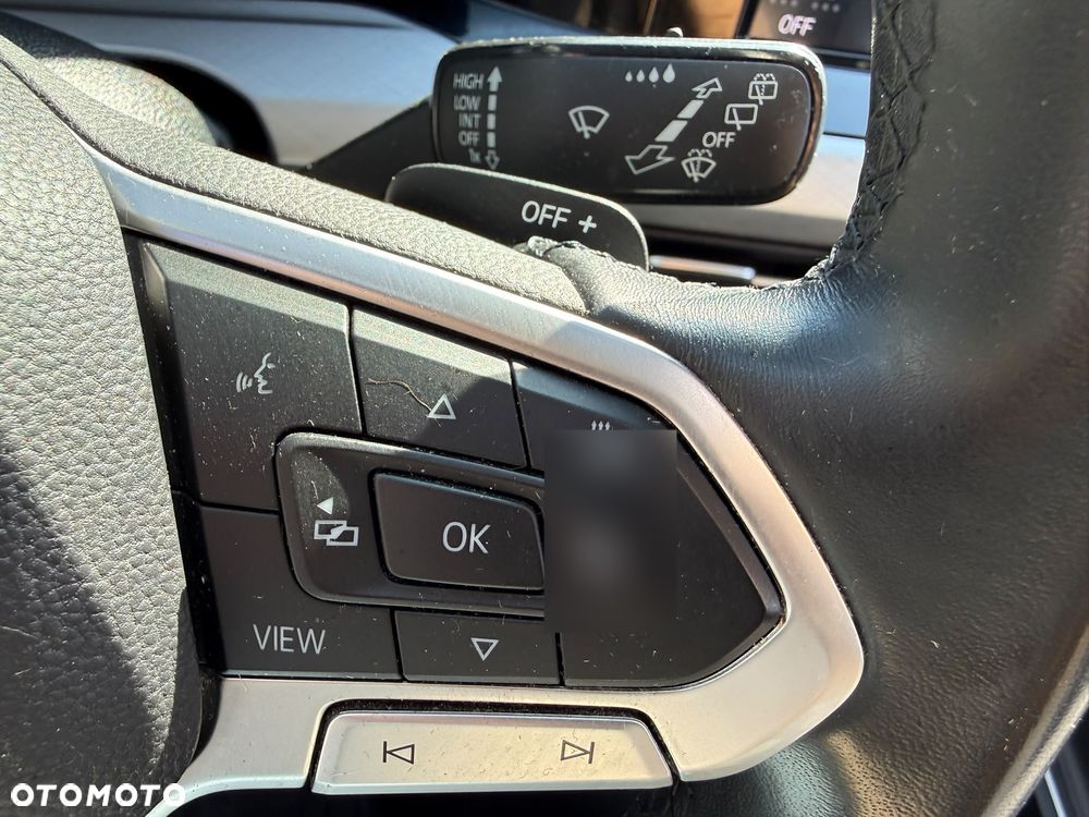 Volkswagen Golf Variant 1.5 eTSI EVO Style DSG - 25