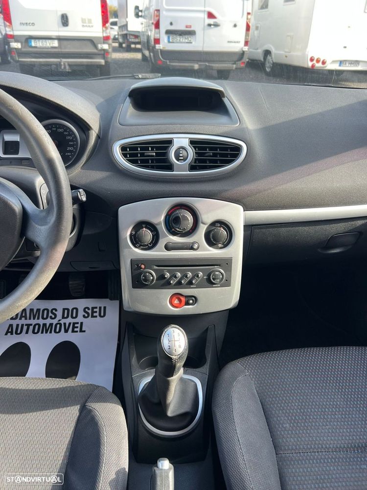 Renault Clio 1.2 16V Dynamique - 23