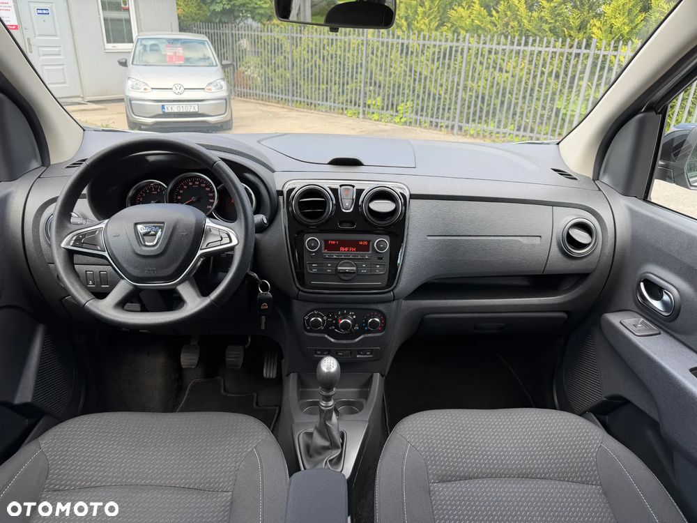 Dacia Lodgy 1.3 TCe Laureate S&S - 8