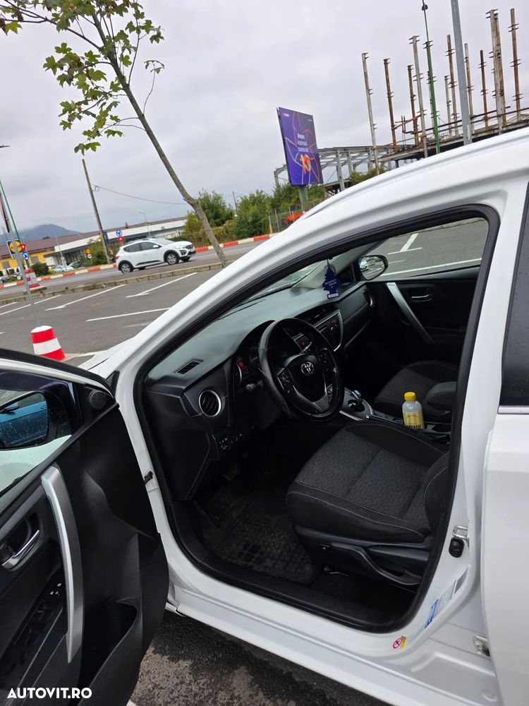 Toyota Auris - 6