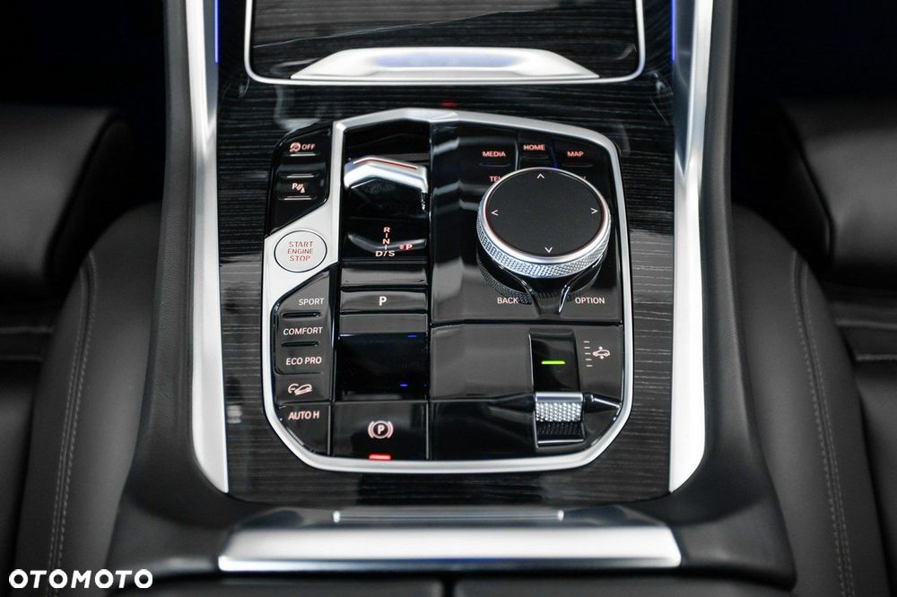 BMW X6 - 30