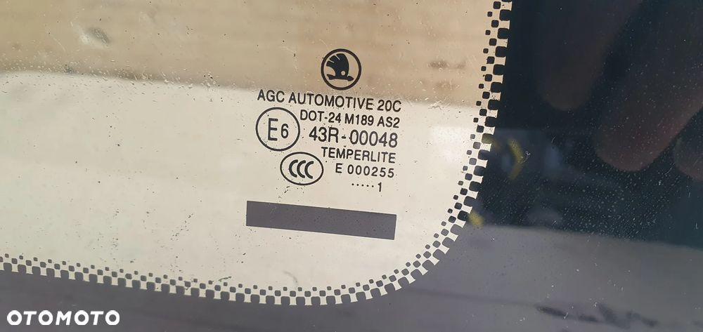Szyba prawy tył tylna prawa karoseryjna Skoda Roomster AS2 11r - 5