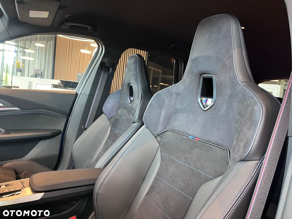 BMW X1 M35i xDrive - 14