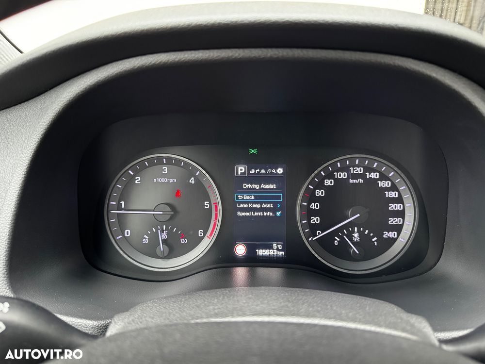 Hyundai Tucson - 16