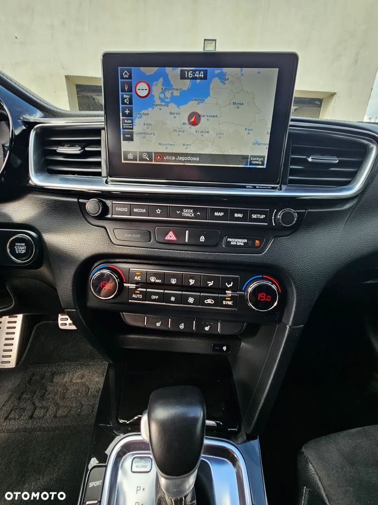 Kia ProCeed 1.6 CRDi DCT7 SCR GT LINE - 17