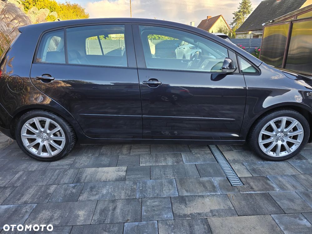 Volkswagen Golf Plus - 11