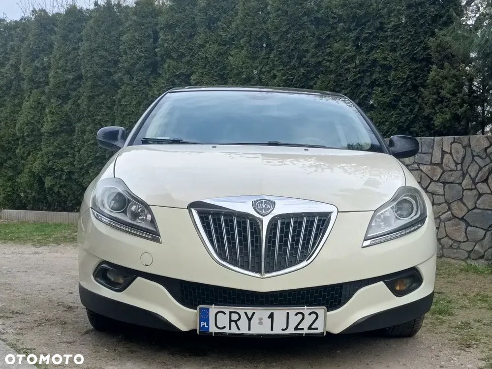 Lancia Delta 1.4 T-Jet 16v Platino - 4